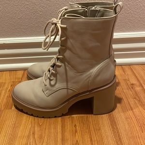 Dolce Vita Suede Combat boots! 👢 🥾